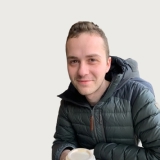 Headshot of Robert Long